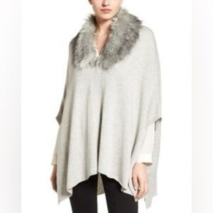 NORDSTROM Wool Blend Knit Poncho with Faux Fur Collar in Heather Gray Size O/S